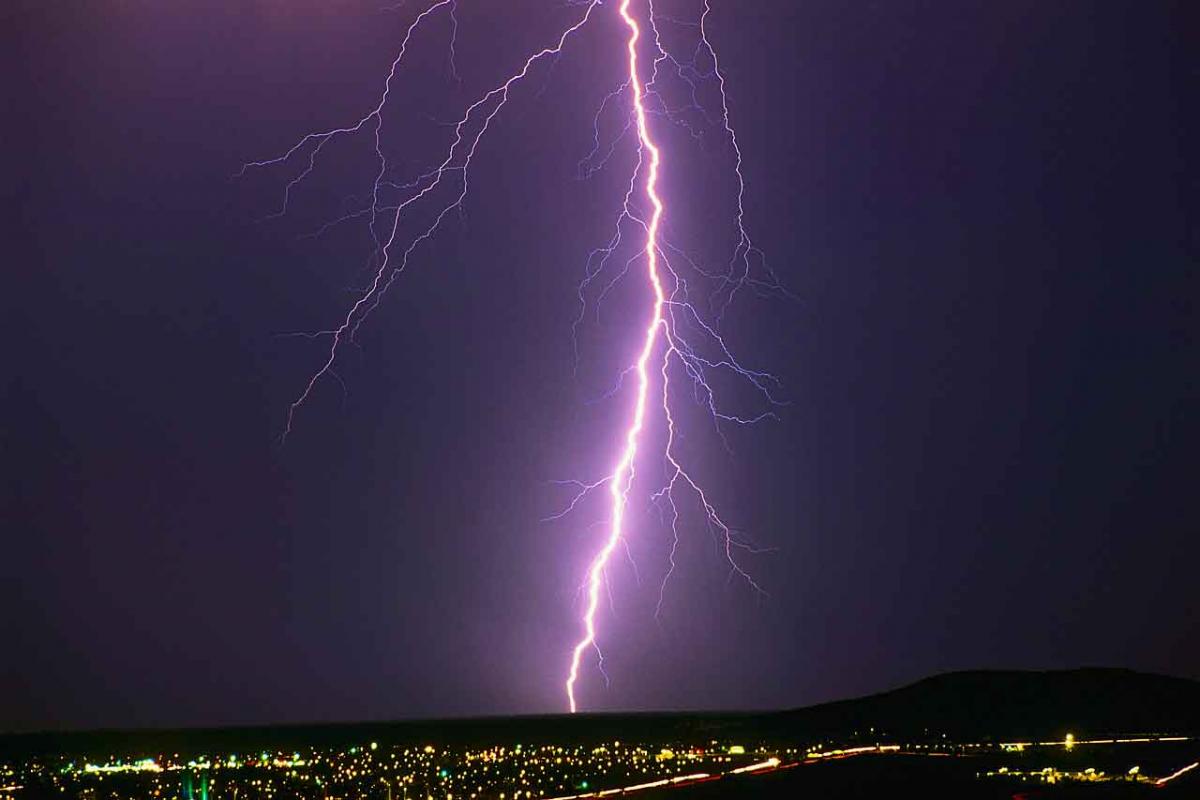 TORNADOS, THUNDERSTORMS POSSIBLE TODAY &amp; TOMORROW | East County Magazine